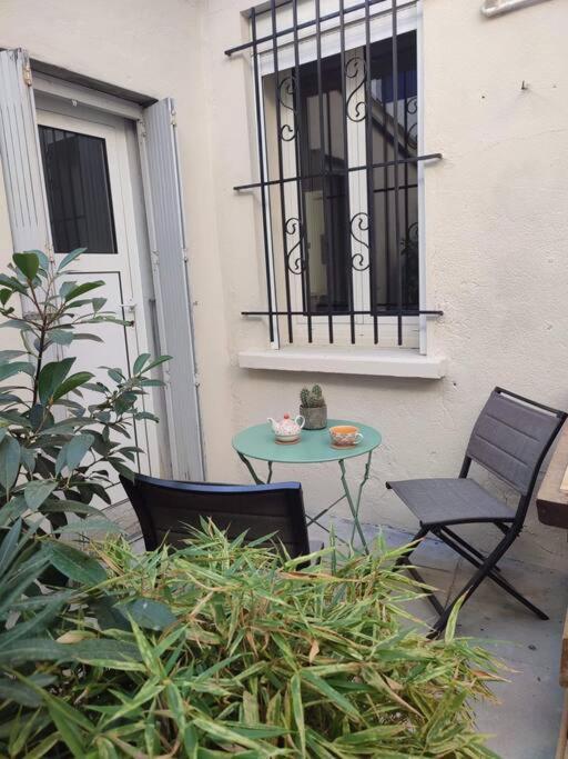 Appartement Cosy Au Pied Des Halles,Le Rossini ナルボンヌ エクステリア 写真