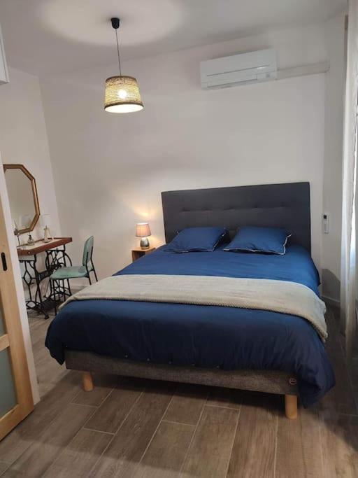 Appartement Cosy Au Pied Des Halles,Le Rossini ナルボンヌ エクステリア 写真